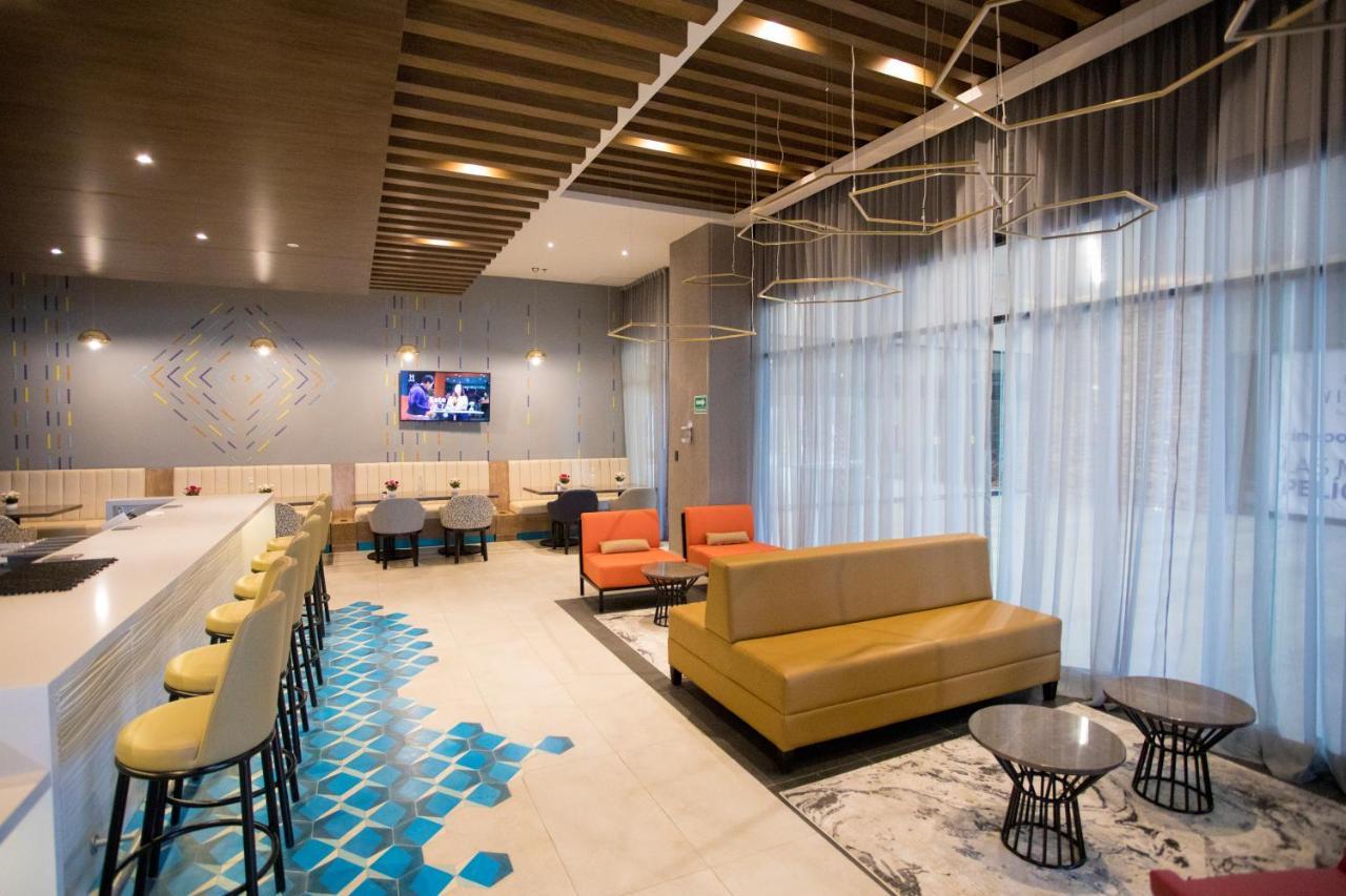 Hyatt Place Saltillo Esterno foto