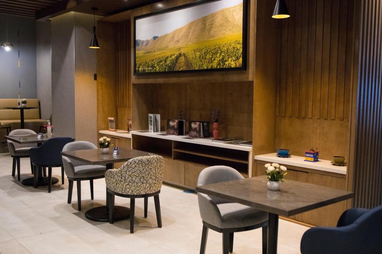 Hyatt Place Saltillo Esterno foto