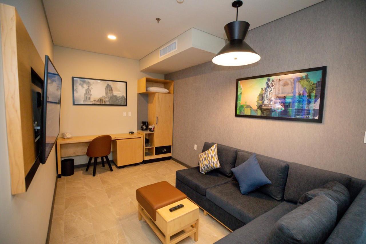 Hyatt Place Saltillo Esterno foto